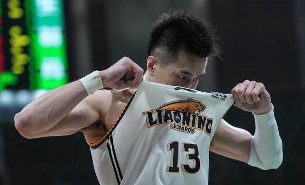 必发-姚明回应郭艾伦无缘男篮大名单 暗示后续仍有机会